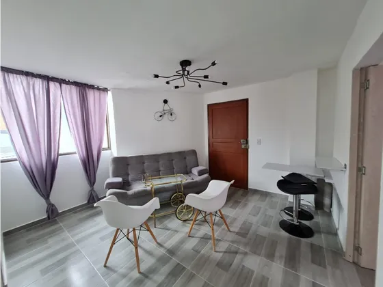 Venta De Apartamento En La Av. Paralela