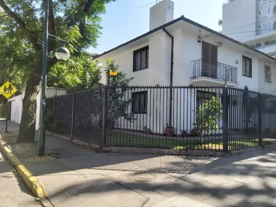 Casa Comercial