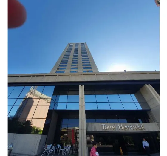 Vendo Oficina 200m2 Torre Humboldt 7190