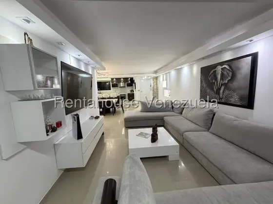 Apartamento ( Remodelado ) Venta El Cigarral Mls - 26-19586