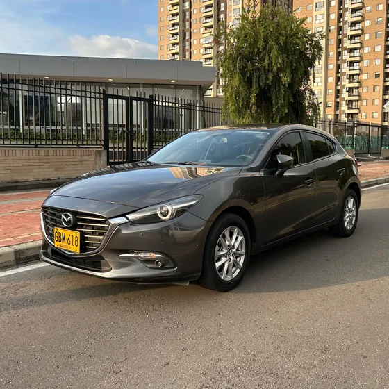 Mazda 3 2.0 Sport Touring