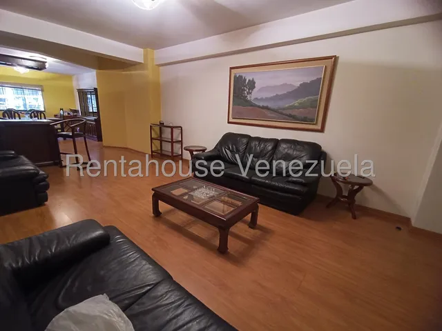Rt Apto En Venta En Paq. La Candelaria Mls # 25-11903 Yf