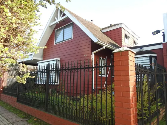 Hermosa Casa En Avenida Francia