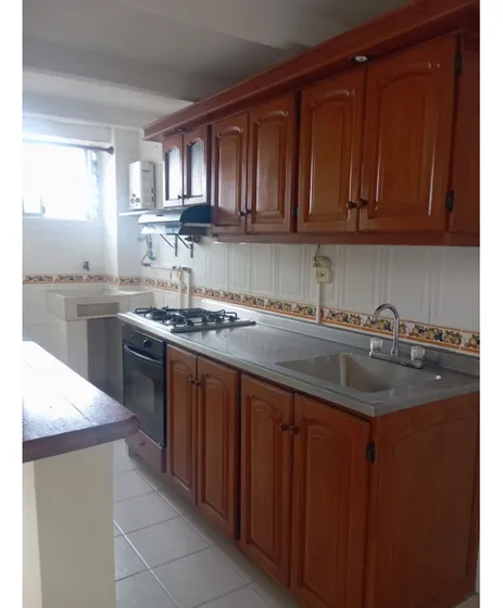 Se Arrienda  Hermoso Apartamento En Los Colores