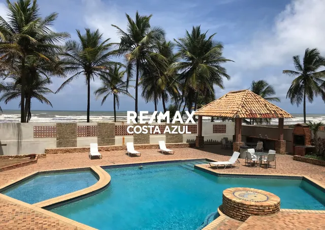 Remax Vende Apartamento En El Edificio Laguna Azul, Tucacas, Falcon