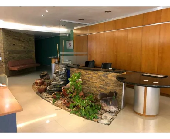 Alquilo Oficina 220m2 Las Mercedes 5505