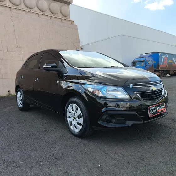 Chevrolet Onix 1.4 Mpfi Lt 8v Flex 4p Manual