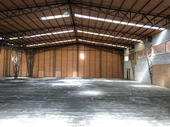 Se Arrienda Amplia Bodega De 4.000m2 En Puerto Montt