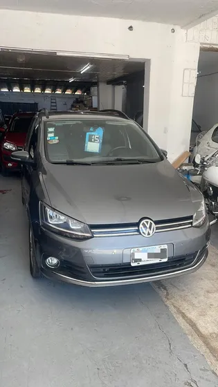 Volkswagen Suran 1.6 Highline 101cv