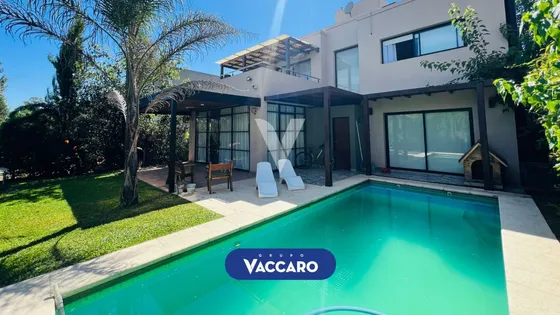 Casa En Venta 5 Ambientes Haras Maria Victoria
