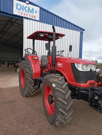 Tractor Zetor 75 Hp