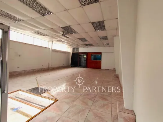 Arriendo Comercial En Ubicacion Privilegiada