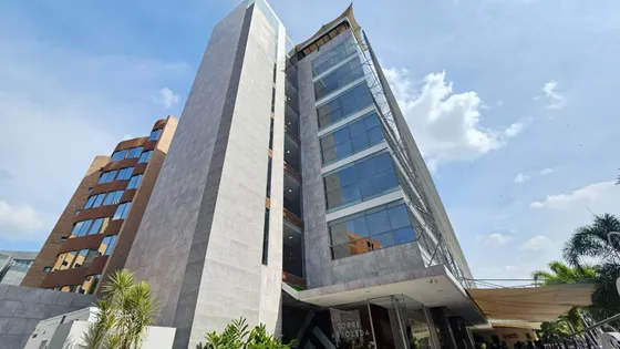 Oficina En Venta Torre Arboleda Maracay