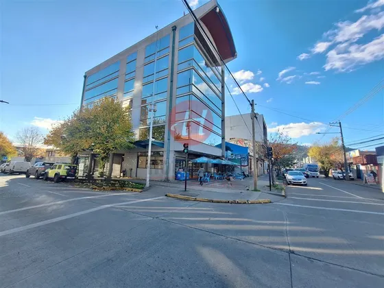 Oficina En Arriendo Centro De Temuco 48 M, 3 Privados Y 2b