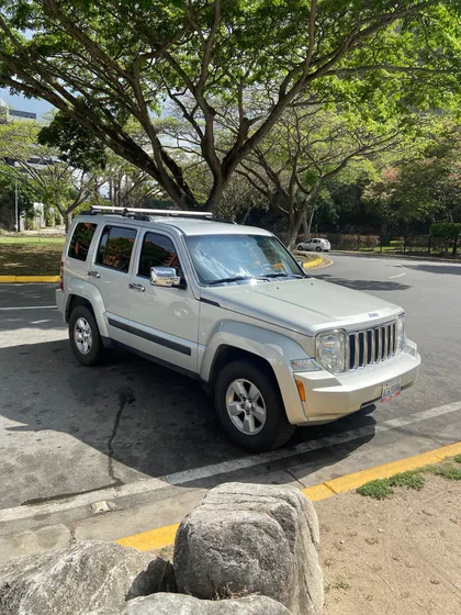 Jeep Cherokee Kk Limited