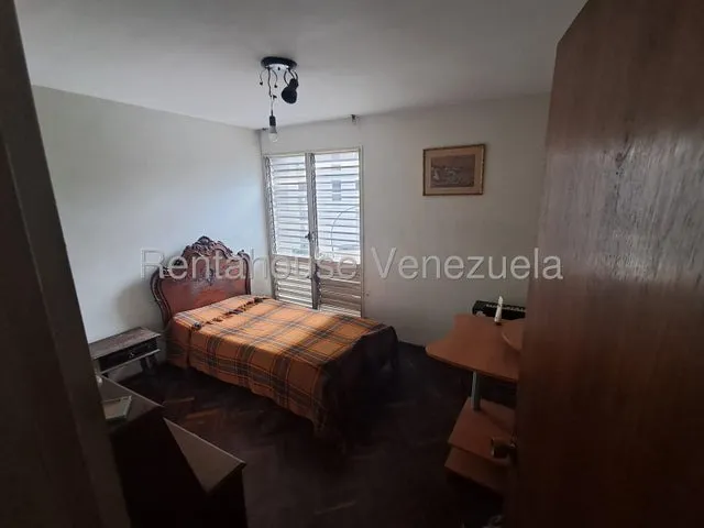 Acogedor Y Funcional Apartamento Ubicado En Calle Ciega.  Bello Monte  Rsz