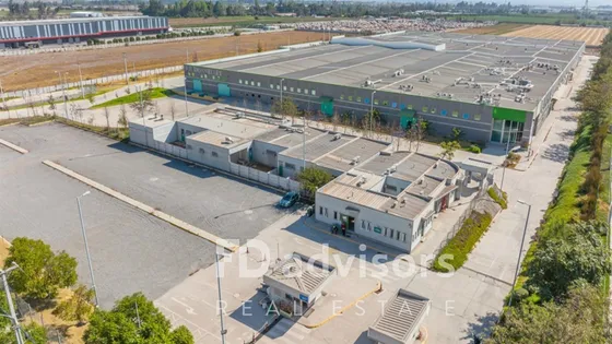 Arriendo De Bodegas En Centro Logístico 18609m2-san Bernardo