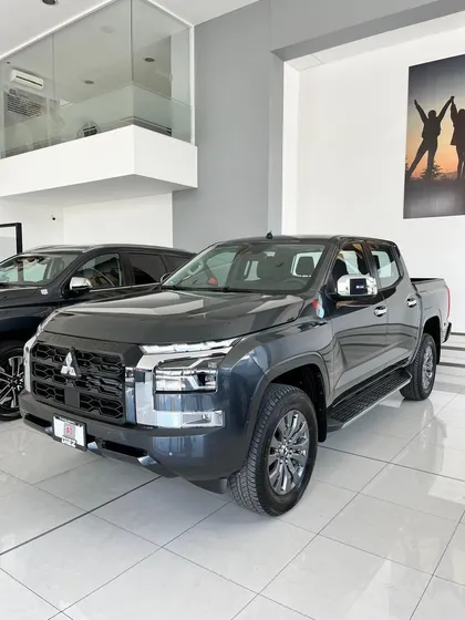 Mitsubishi L200 2.4 Cd Glx 4x2 Mt