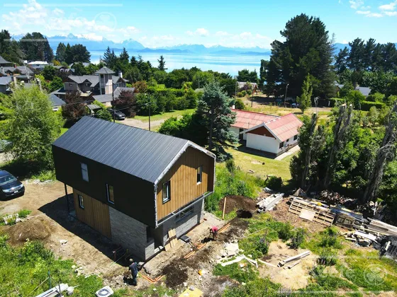 Casa De 4 Ambientes En Venta  - Villa Verde Bariloche