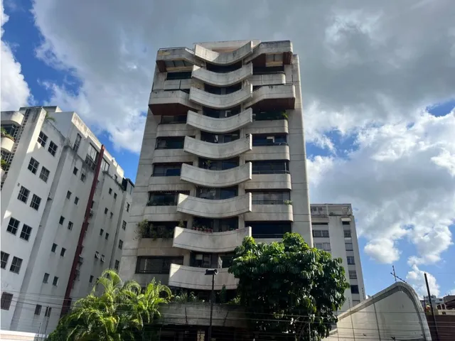 Alquiler Apartamento Los Palos Grandes Con Pozo De Agua 