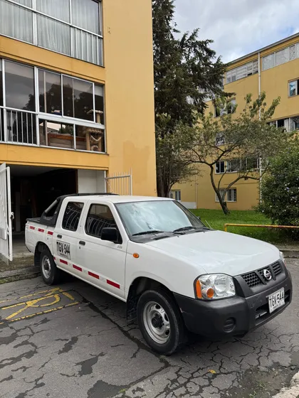 Nissan Np300 Frontier 2.5l