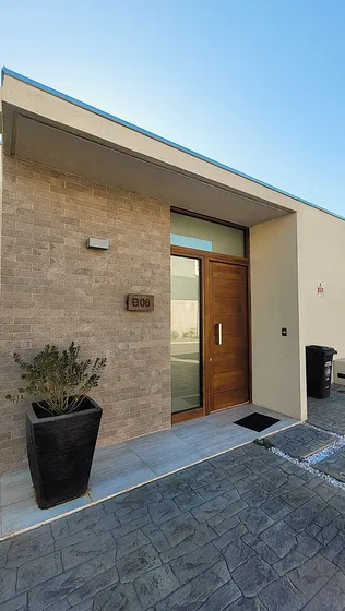 Moderna Casa Amoblada En Venta