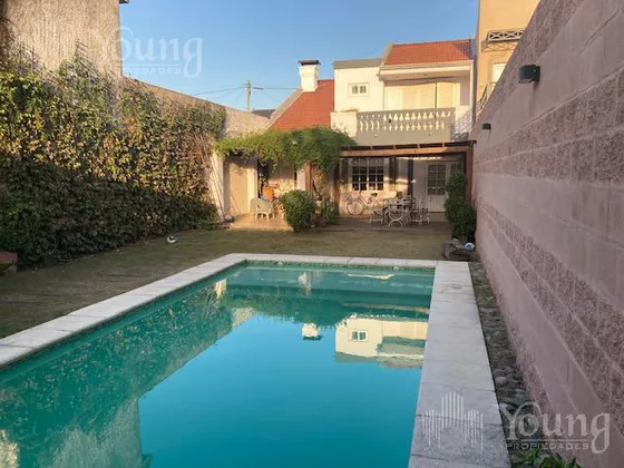 Casa De 4 Ambientes En Venta En Wilde