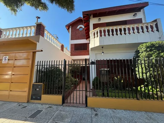 Casa 8 Ambientes Venta Gregorio Laferrere