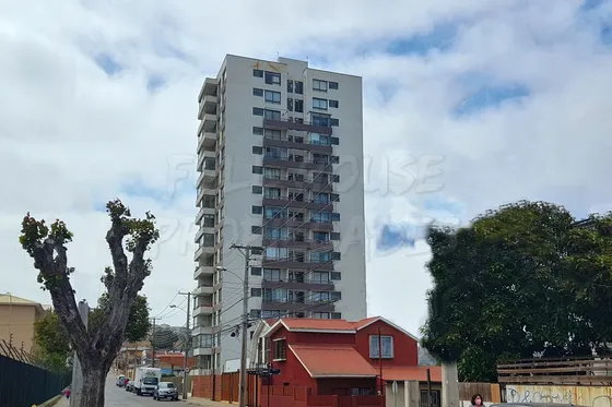 Amplio Departamento 3 Dormitorios, 2 Estacionamiento