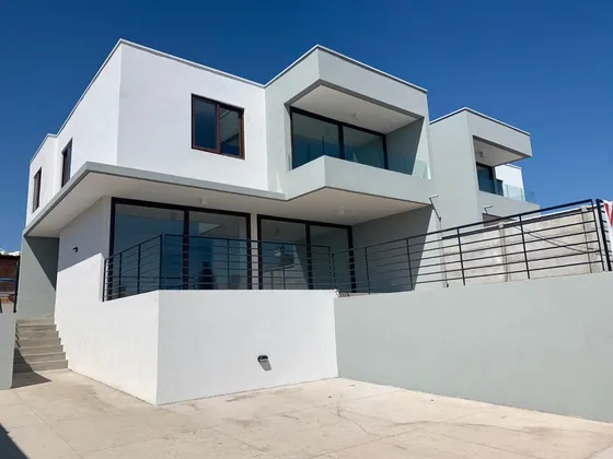 I. Holzapfel #611 | Casa Nueva 4d4b En Pinares De Montemar