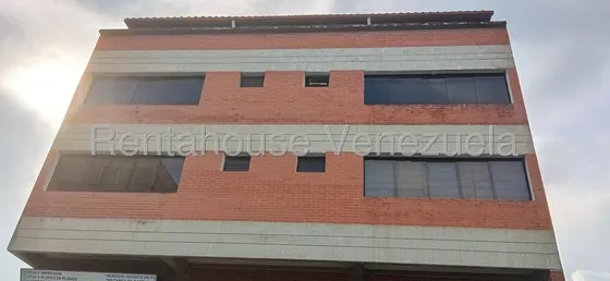 Los Teques Oficina Amoblada En Alquiler - Abc Mls #25-10069