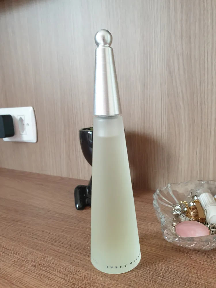 Perfume Issey Miyake L'eau d'Issey EDT Fresco Floral Aquático 25ml