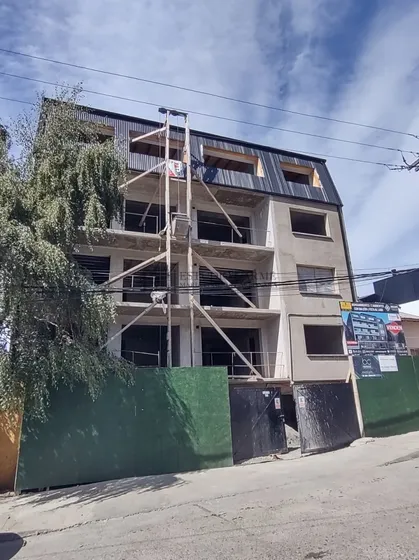 En Pozo  Apto Turismo Y Profesional. Piso 1°  B  Oportunidad De Inversión En B° Belgrano Bariloche