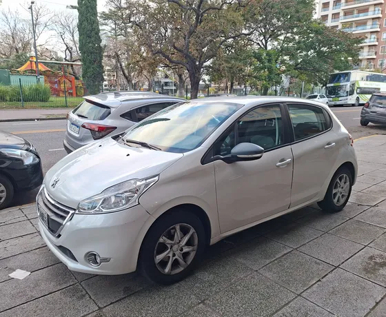 Peugeot 208 1.5 Active