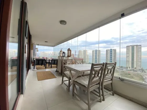 Departamento En Venta De 5 Dorm. Bosques De Montemar, Concón