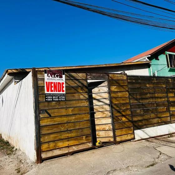 Poblacion El Castillo Casa En Buen Estado Amplia Oportunidad