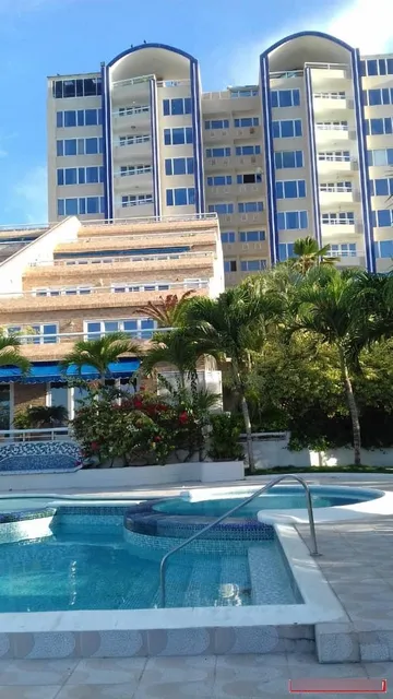Bello Y Espacioso Apartamento. Vista Al Mar. Costa Azul