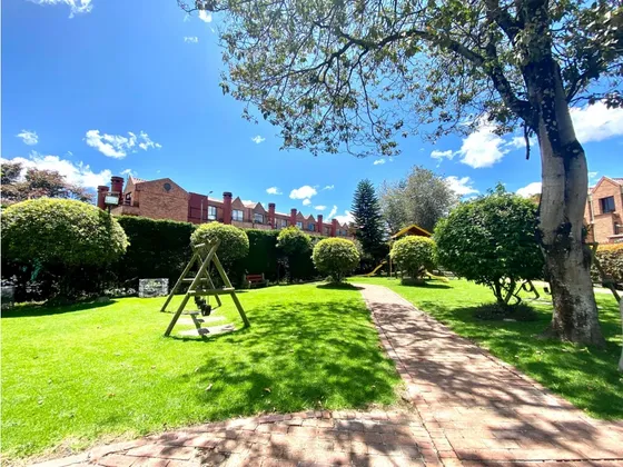 Casa En Venta Gratamira En Conjunto 198 Mts $ 1.080