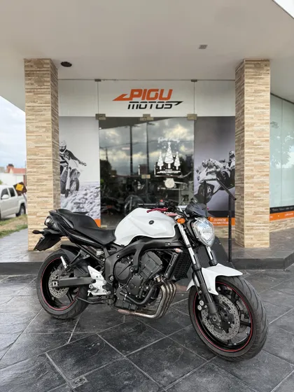 Yamaha Fz6 600 Inmaculada