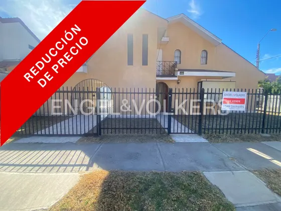 Venta De Casa En San Joaquin