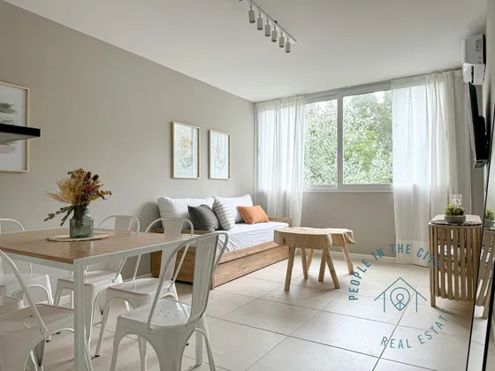 Venta En Villa Los Remeros 2 Ambientes En Complejo Con Piscina