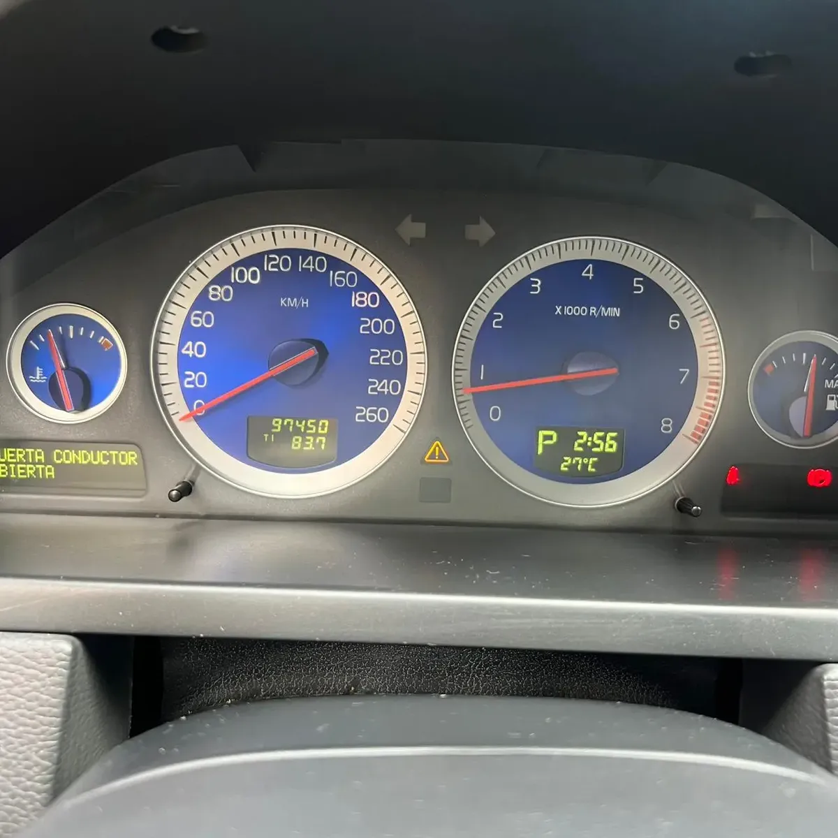 Volvo XC90 3.2 AWD64011913983618126