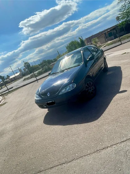 Renault Megane 1.6 Tric Pack