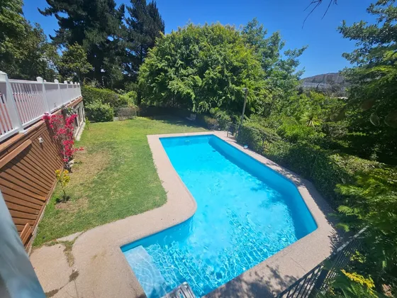 Tejada Con Niveles 4dort+4baños+10estc+bod+gy+piscina+jardin