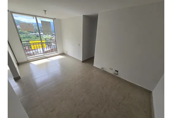 Arriendo Apartamento En Rodeo Alto