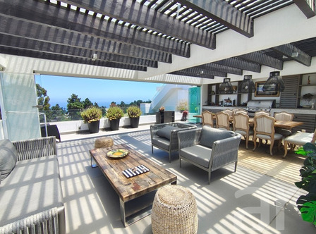 Marbella, Oportunidad! Espectacular Dúplex Con Vista Al Mar Marbella, Oportunidad! Espectacular Dúplex Con Vista Al Mar