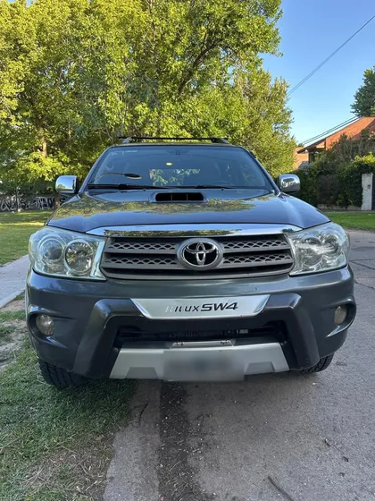 Toyota Sw4 3.0 Srv Cuero I 171cv 4x4
