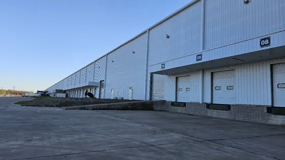 Depósito En Centro Logístico En Alquiler | 3 De Febrero | 6.300 M²