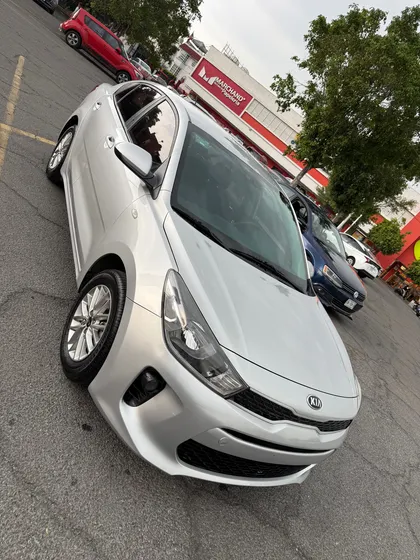 Kia Rio 1.6 Lx Sedan At