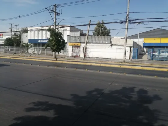 Gran Propiedad Con Destino Comercial En Excelente Ubicación